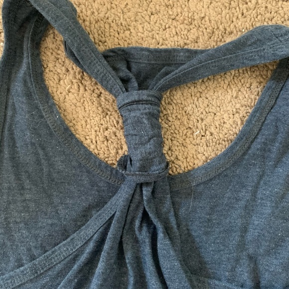 Tank top - Picture 2 of 3